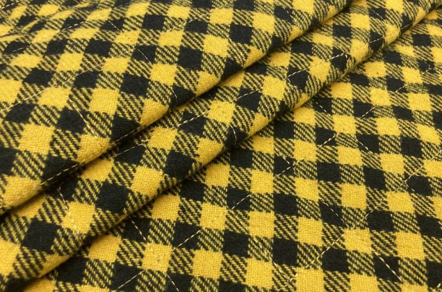 Пальтовая ткань на синтепоне, черно-желтая клетка
