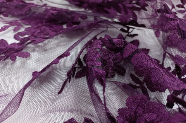 Кружевное полотно Цветы, фиолетовый, 135 см 1