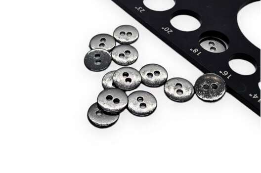 Пуговица металлическая, 2 прокола, темный никель, 11 мм, С-МЕ345