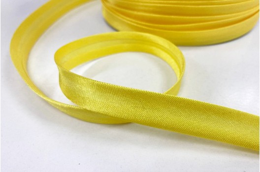 Бейка атласная, желтая (F110), 15 мм