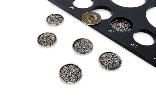 Пуговица металлическая C-ME321, серебро, 2 прокола, 15 мм