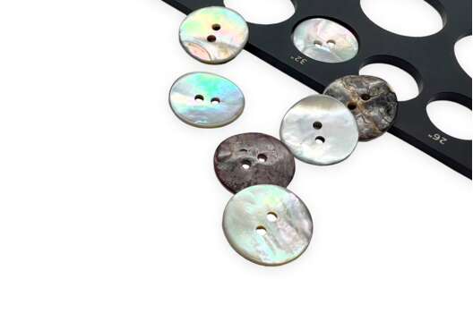 Пуговица-ракушка TBY 320, 2 прокола, белый перламутр, 20 мм