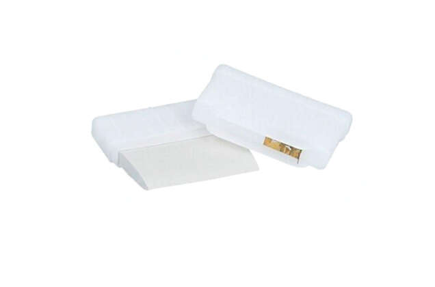 Мелок портновский в пластике с точилкой, белый 1