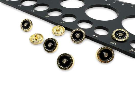 Пуговица металлическая на ножке, черная/золото, 11 мм, L1145/7