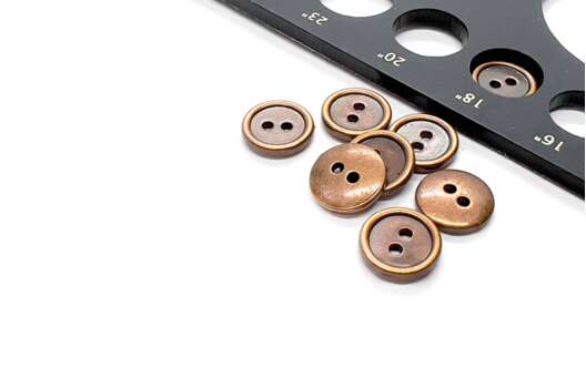 Пуговица пластиковая 2 прокола, C-NE72, медь, 11 мм