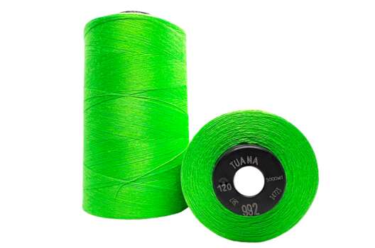 Нитки швейные универсальные Tuana №120 (5000 м) цвет 992 ярко-зеленый