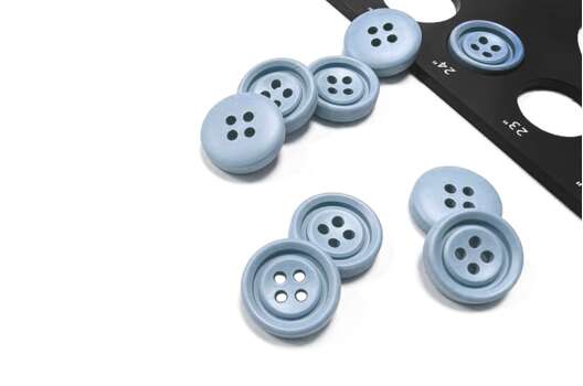 Пуговица пластиковая 4 прокола, 8960A, голубая, 15 мм