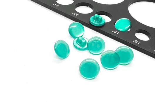 Пуговица пластиковая на ножке C-NE67, мятная, 11 мм