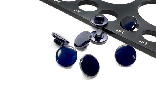 Пуговица пластиковая на ножке C-NE67, темно-синяя, 11 мм