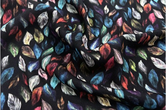 Штапель PRIDE, Разноцветные перышки на черном, Турция