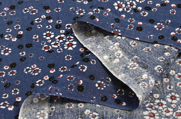 Штапель, Белые и черные цветочки на темно-синем, Турция 4