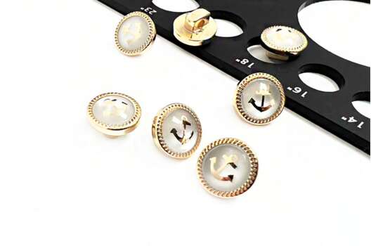 Пуговица пластиковая на ножке NE81, золотая, 11.5 мм