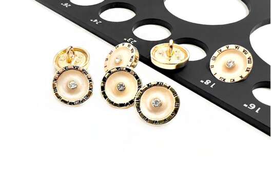 Пуговица металлическая на ножке L1145/10, молочная/золото, 11 мм