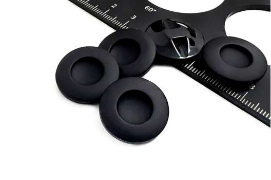 Пуговица пластиковая MA104, туннельная, черная, 21 мм