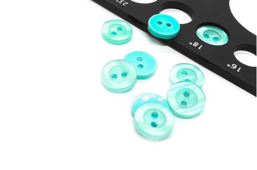 Пуговица пластик C-NE66, 2 прокола, морская, 11 мм