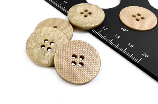 Пуговица пластик NE16, 4 прокола, бежевая, 25 мм