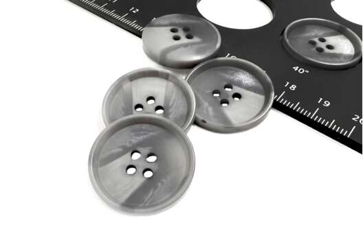 Пуговица пластик PS3, 4 прокола, серая, 25 мм