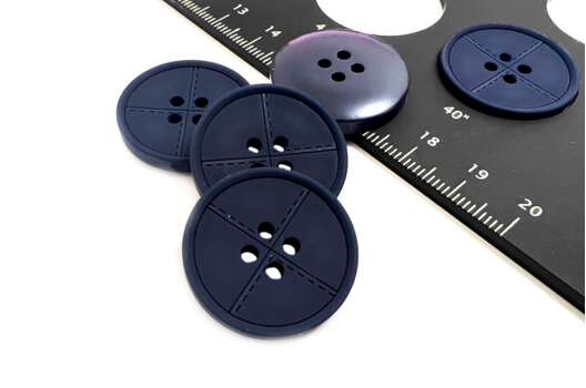 Пуговица пластик MA97, 4 прокола, темно-синяя, 25 мм