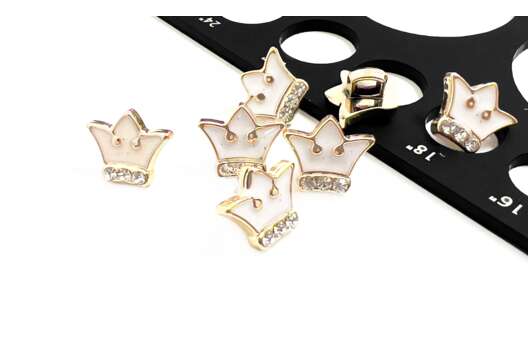 Пуговица пластиковая на ножке 17W, Корона белая с золотом, 11 мм