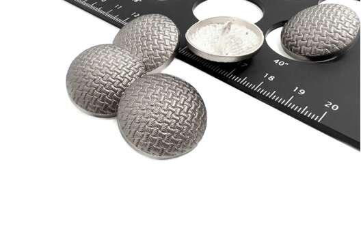 Пуговица металлическая на ножке ME344, серебристая, 25 мм