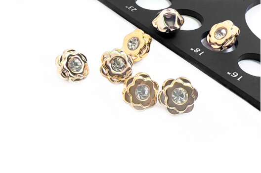 Пуговица пластиковая NE88, туннельная, золотая, 11.5 мм