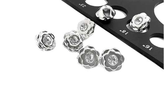 Пуговица пластиковая NE88, туннельная, серебристая, 11.5 мм