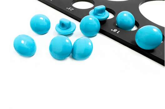 Пуговица пластиковая на ножке NE190, голубая, 11.5 мм