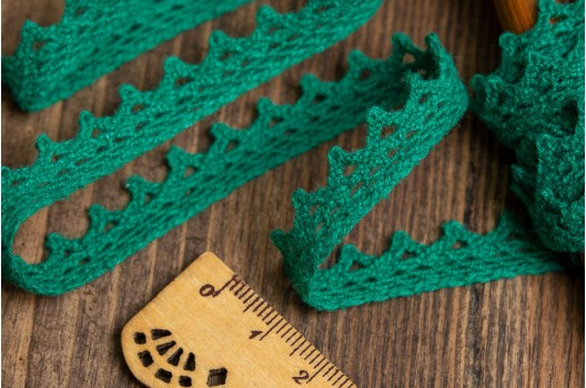 Кружево вязаное, хлопковое, 10 мм, зеленое