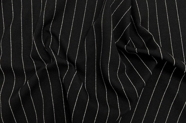 Костюмно-плательная ткань с креповой фактурой, Полоска 2 см черная, Турция