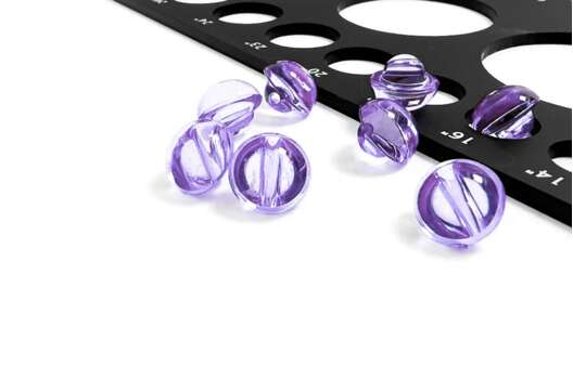 Пуговица пластиковая AK06, туннельная, фиолетовая, 10 мм