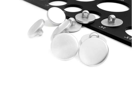 Пуговица пластиковая на ножке PS22, матово-серебристая, 15 мм