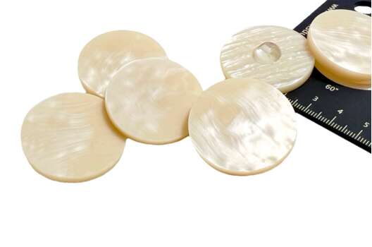 Пуговица пластиковая PS62, туннельная, бежевая, 38 мм