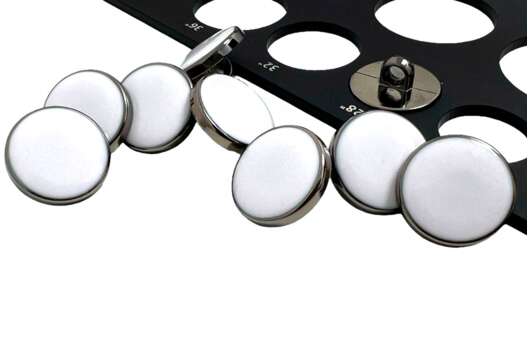 Пуговица пластиковая на ножке PS34, белая никель, 18 мм