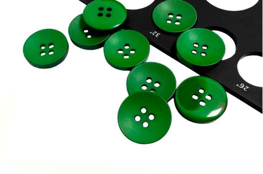 Пуговица пластиковая NE55, 4 прокола, зеленая, 20 мм