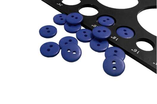 Пуговица пластиковая NE63, 2 прокола, темно-синяя, 11.5 мм