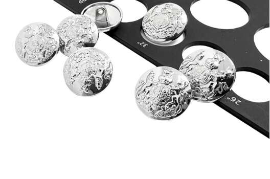 Пуговица металлическая на ножке ME633, серебристая, 20 мм