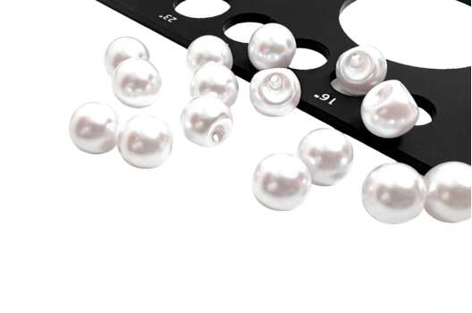 Пуговица пластиковая на ножке RB Z-12, белый перламутр, 10 мм