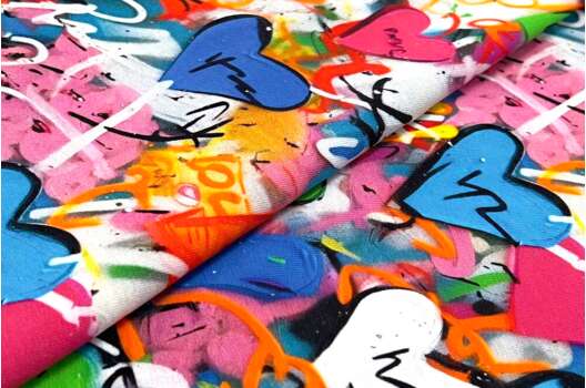 Кулирка пенье Atak, Граффити сердечками, Турция