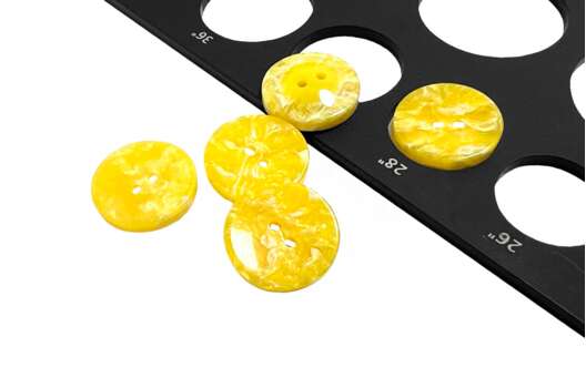 Пуговица пластик CB-3633, 2 прокола, желтая, 18 мм