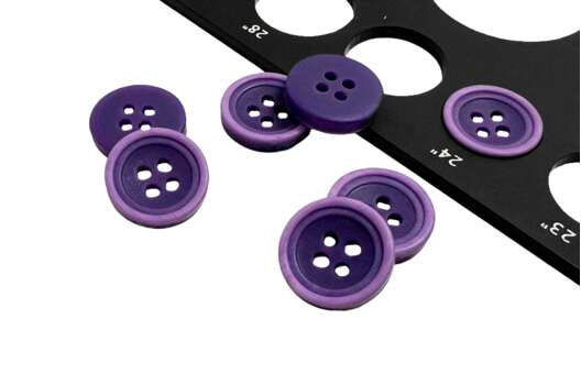 Пуговица пластик CN-2804, 4 прокола, фиолетовая, 15 мм