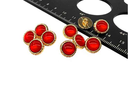 Пуговица металлическая на ножке S-2009, золото с красным, 10.5 мм