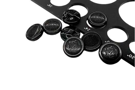 Пуговица пластиковая A055, туннельная, черная, 15 мм