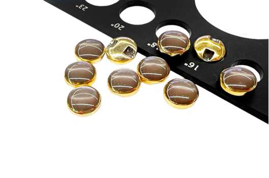 Пуговица пластиковая PM-02, туннельная, бежевая с золотом, 10 мм