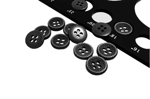 Пуговица пластик CNK-43, 4 прокола, черная, 11.5 мм