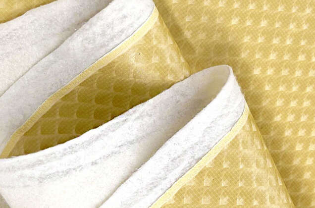 Мебельная экокожа рефлектив KANDELA, золотистая, Турция 1