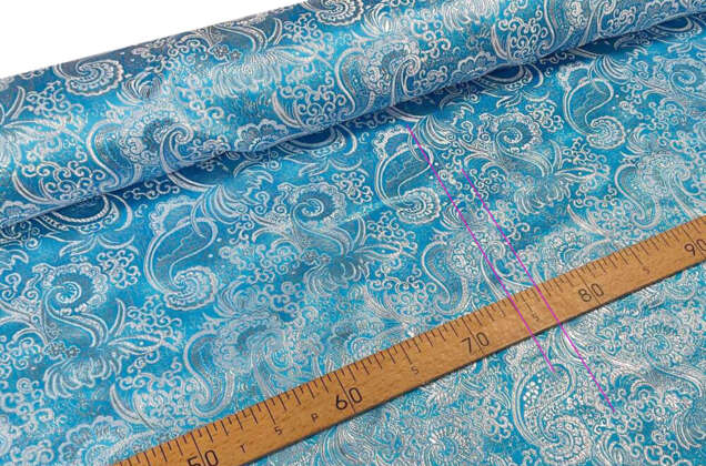 Парча жаккард, бело-серебряные узоры на ярко-голубом 4