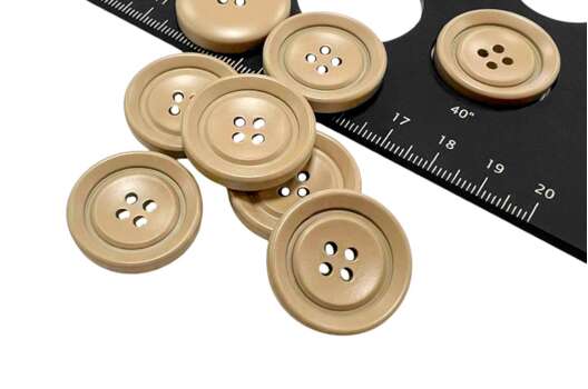 Пуговица пластиковая 8960A, 4 прокола, бежевая, 25 мм