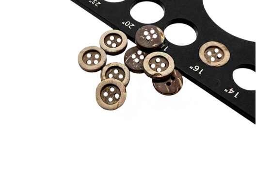 Пуговица кокос CBK-38, 4 прокола, деревянная, 10 мм