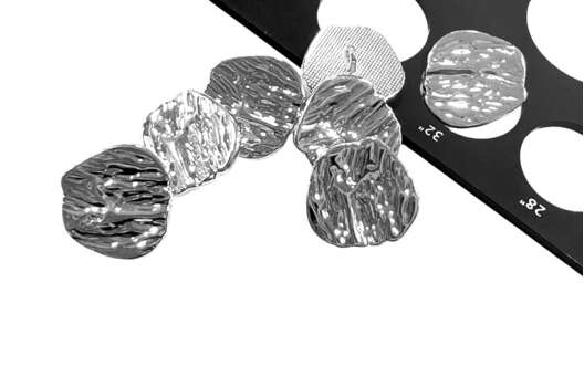 Пуговица металлическая на ножке ME708, никель, 20 мм