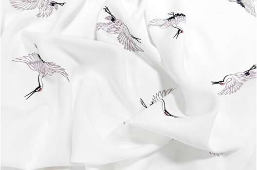 Штапель, Аисты на белом